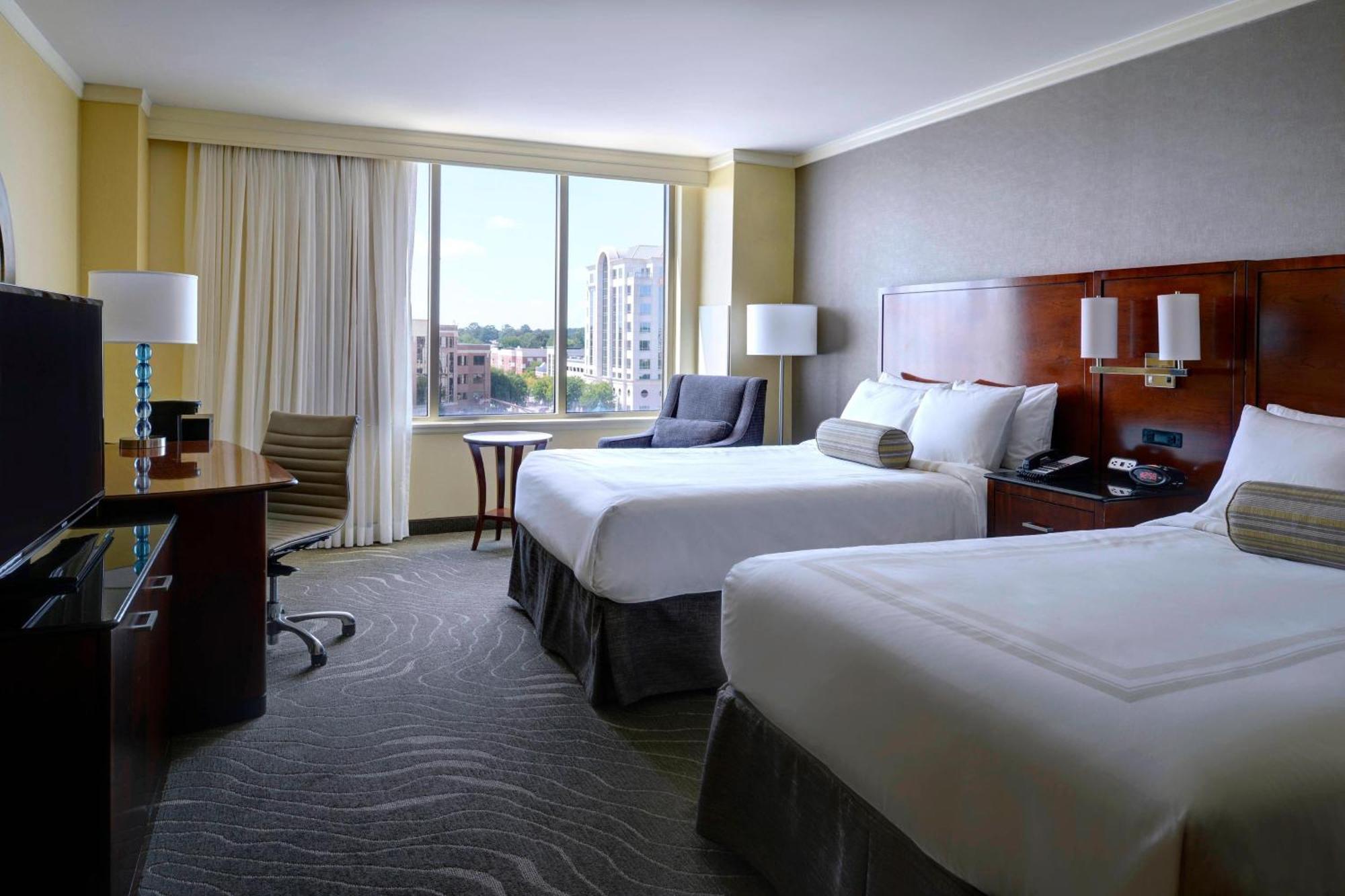 Newport News Marriott At City Center Экстерьер фото